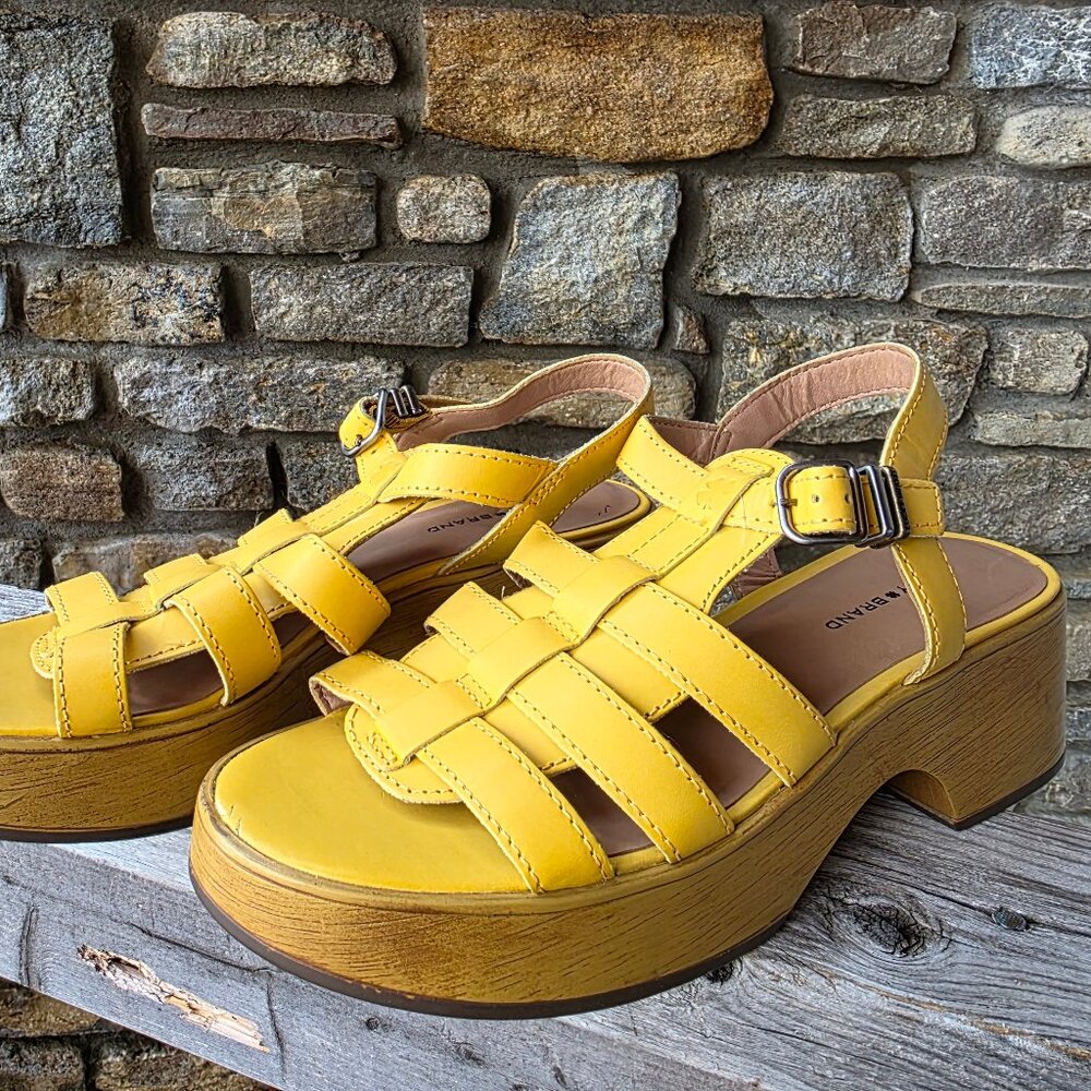 Lucky Brand Jemimmy Sandals NWT